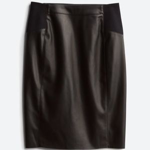Never worn Vero Moda Faux Leather Pencil Skirt